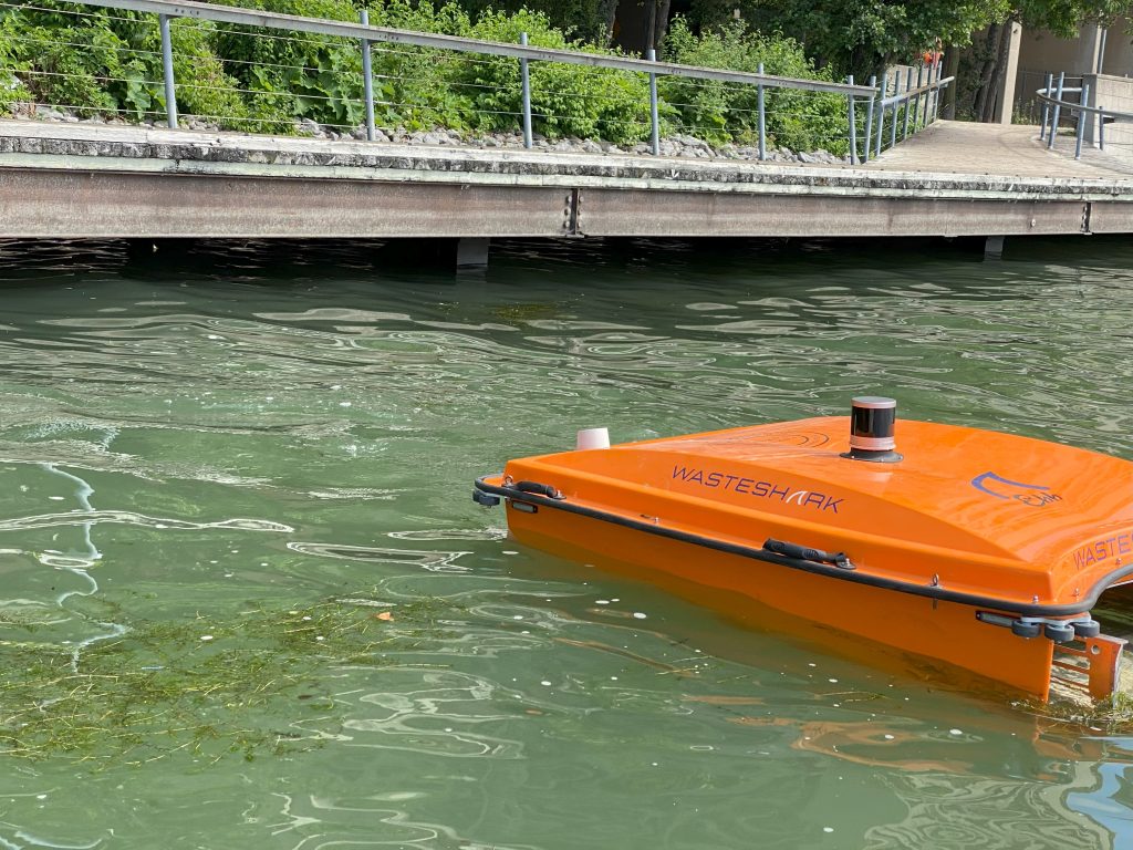 Programme de piégeage des déchets WasteShark